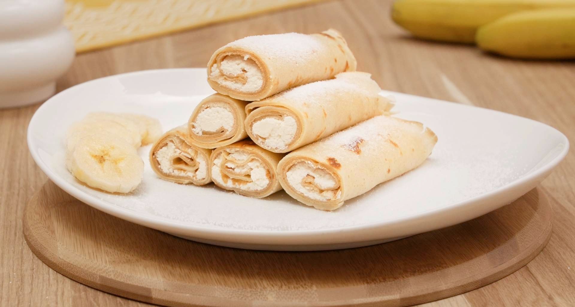 nalesniki-z-twarogiem-i-owocami-2.jpg
