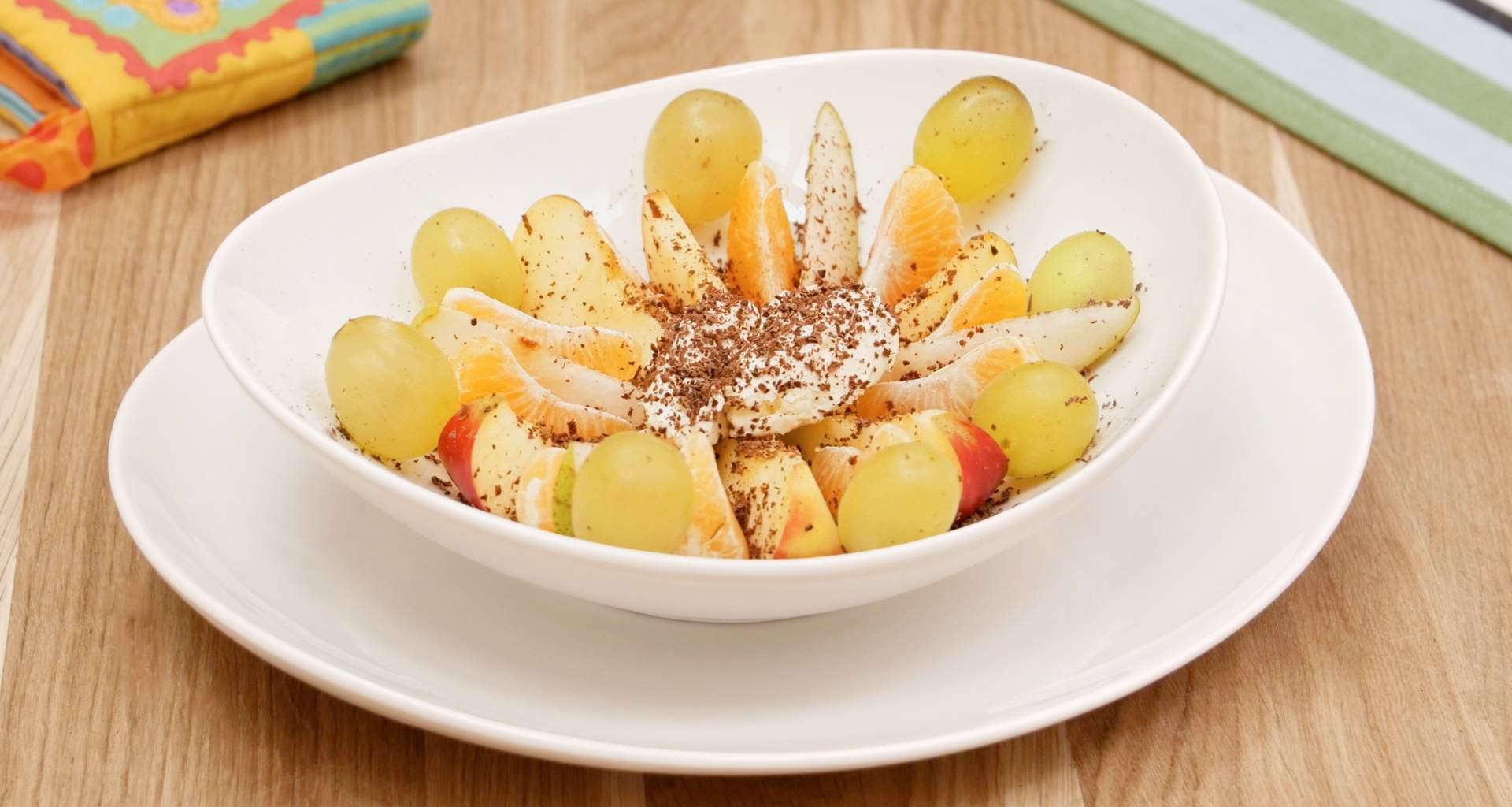 salatka-owocowa-z-mascarpone-i-czekolada-2.jpeg